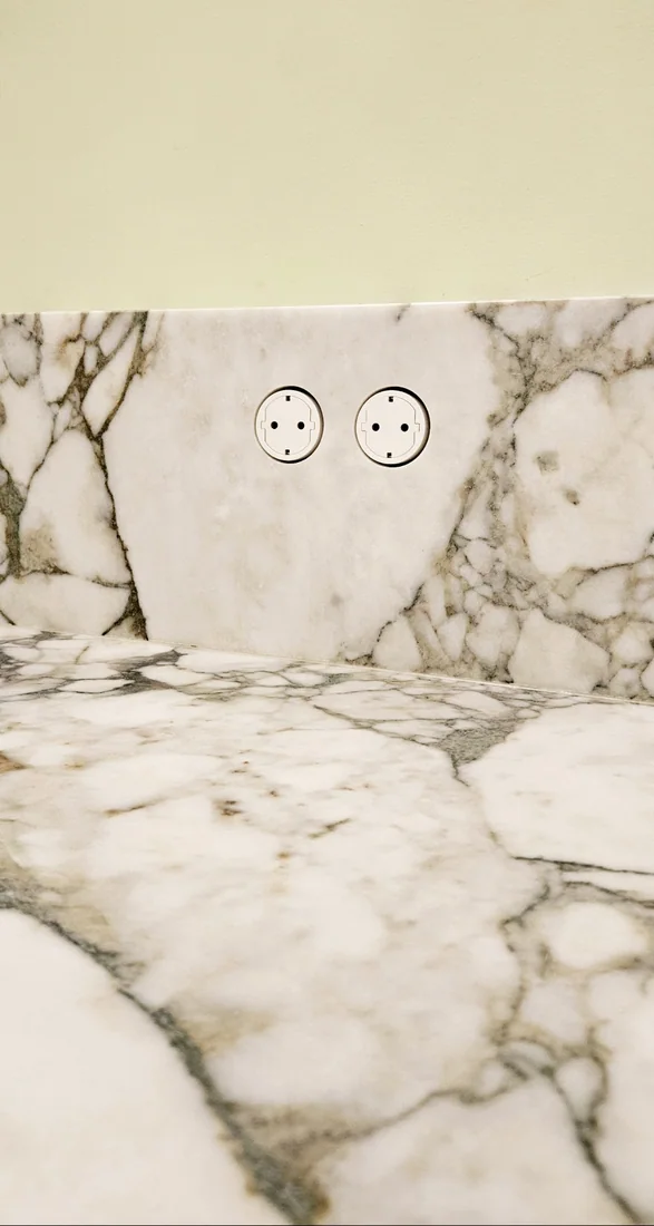 Calacatta Monet – Calacatta Monet marble, Kitchen worktop (image 2)
