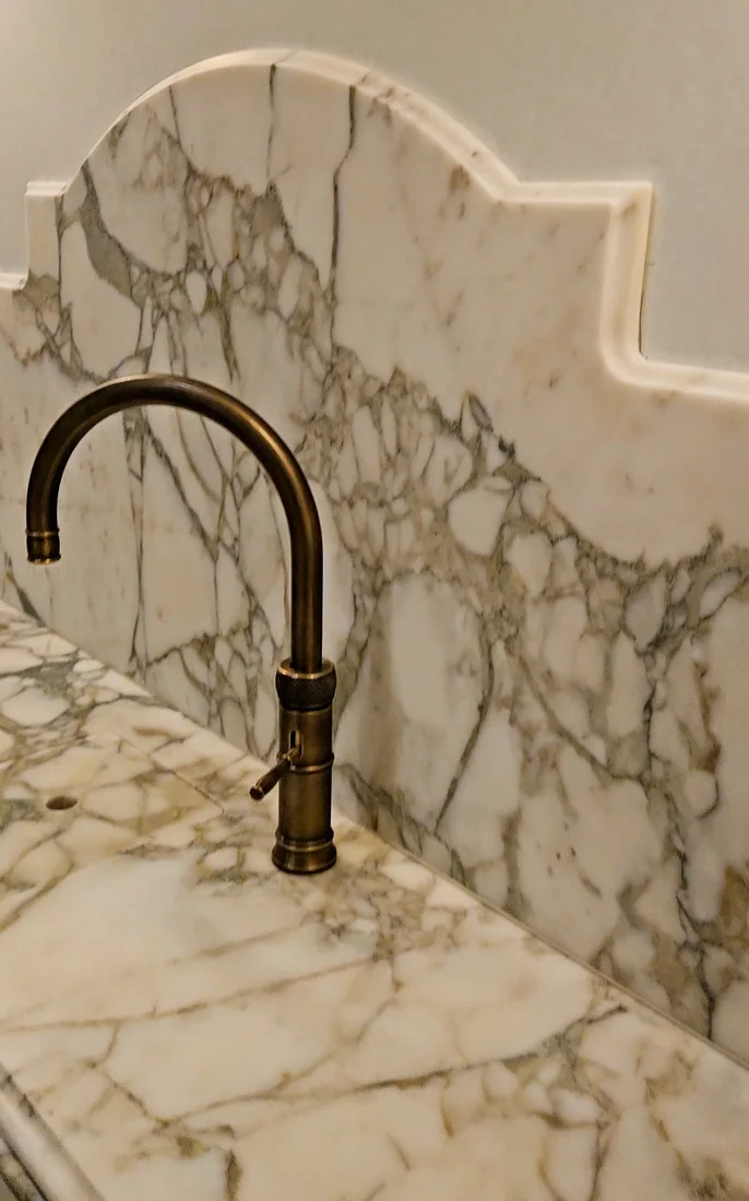 Calacatta Monet – Calacatta Monet marble, Kitchen worktop (image 6)