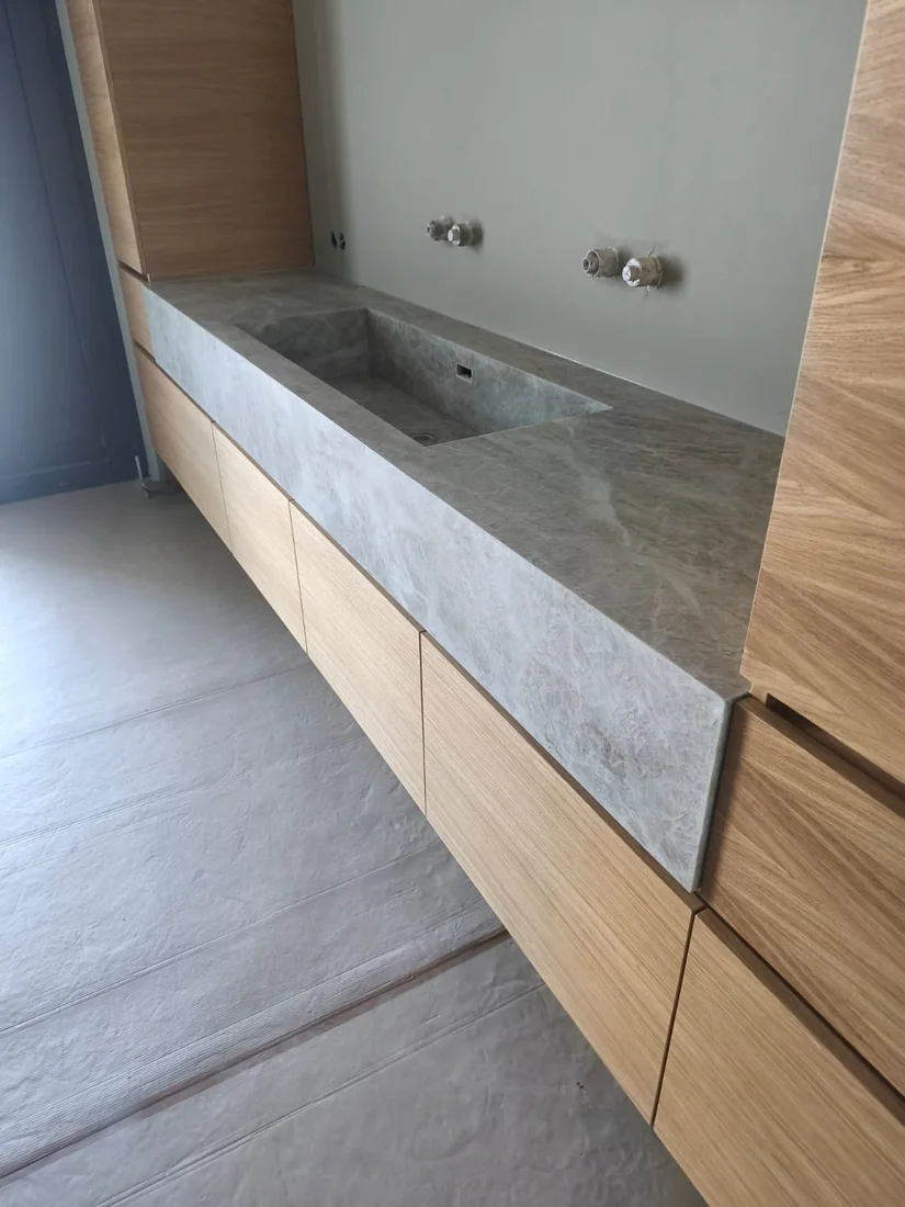 Taj Mahal I – Taj Mahal quartzite, Kitchen island (image 10)