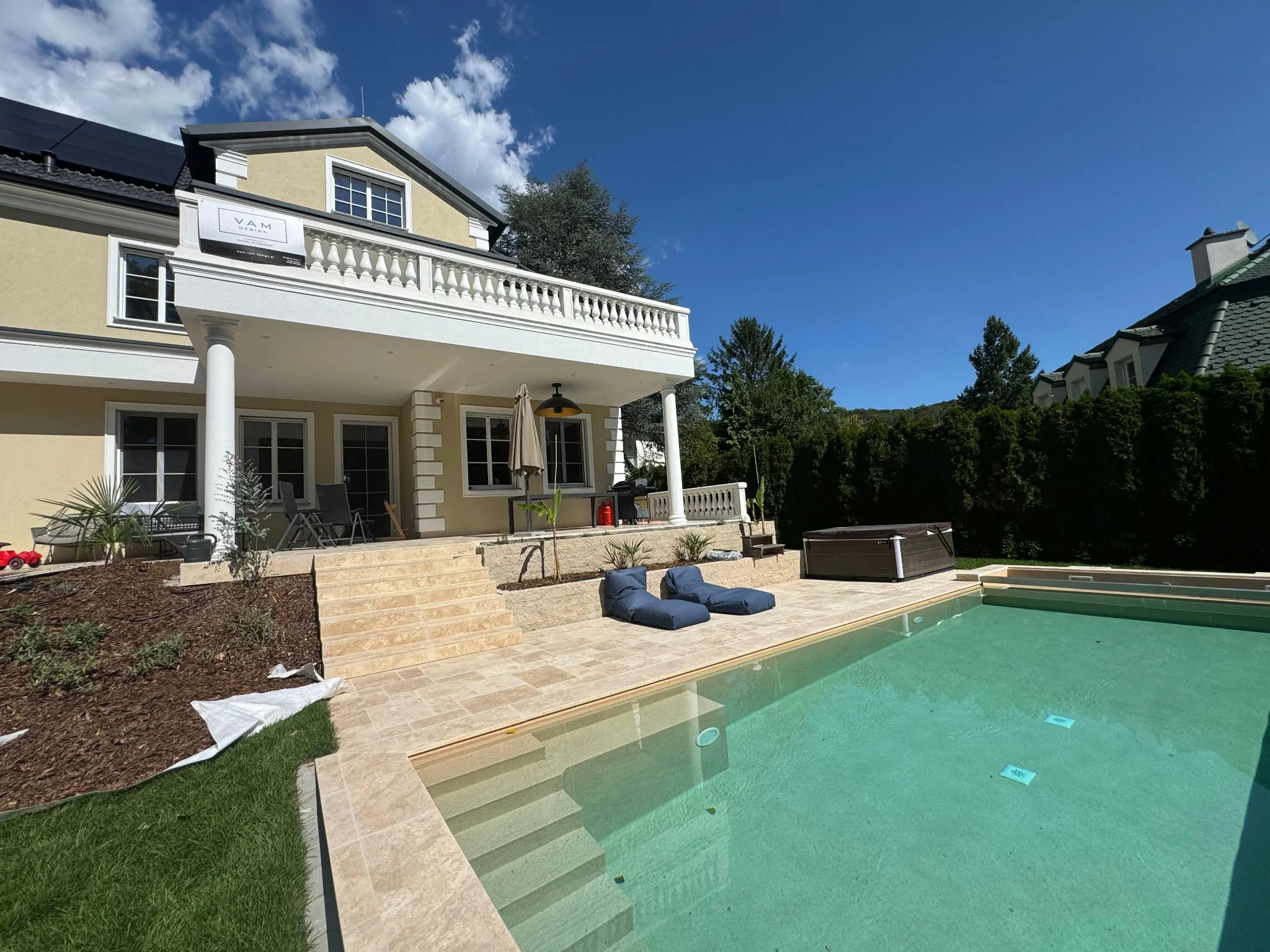 Villa SCH – Innen- und Außenbereich, Terrasse, Pool, Wellness